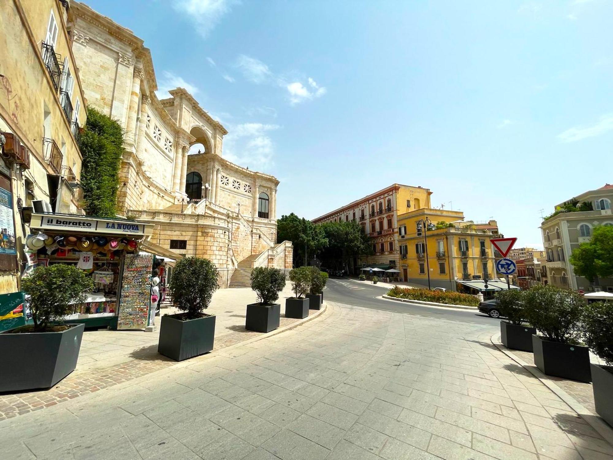 Alle Scalette Santa Teresa Cagliari Esterno foto