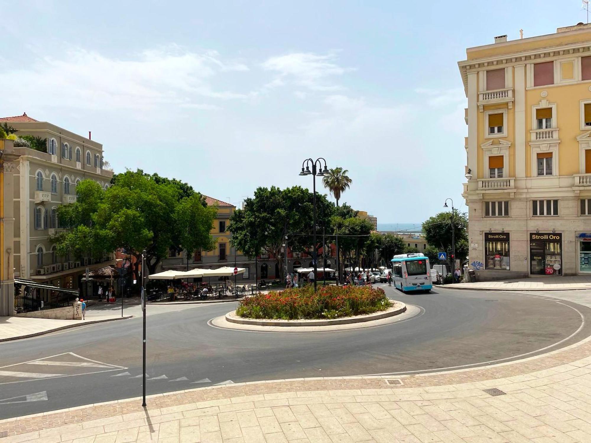 Alle Scalette Santa Teresa Cagliari Esterno foto